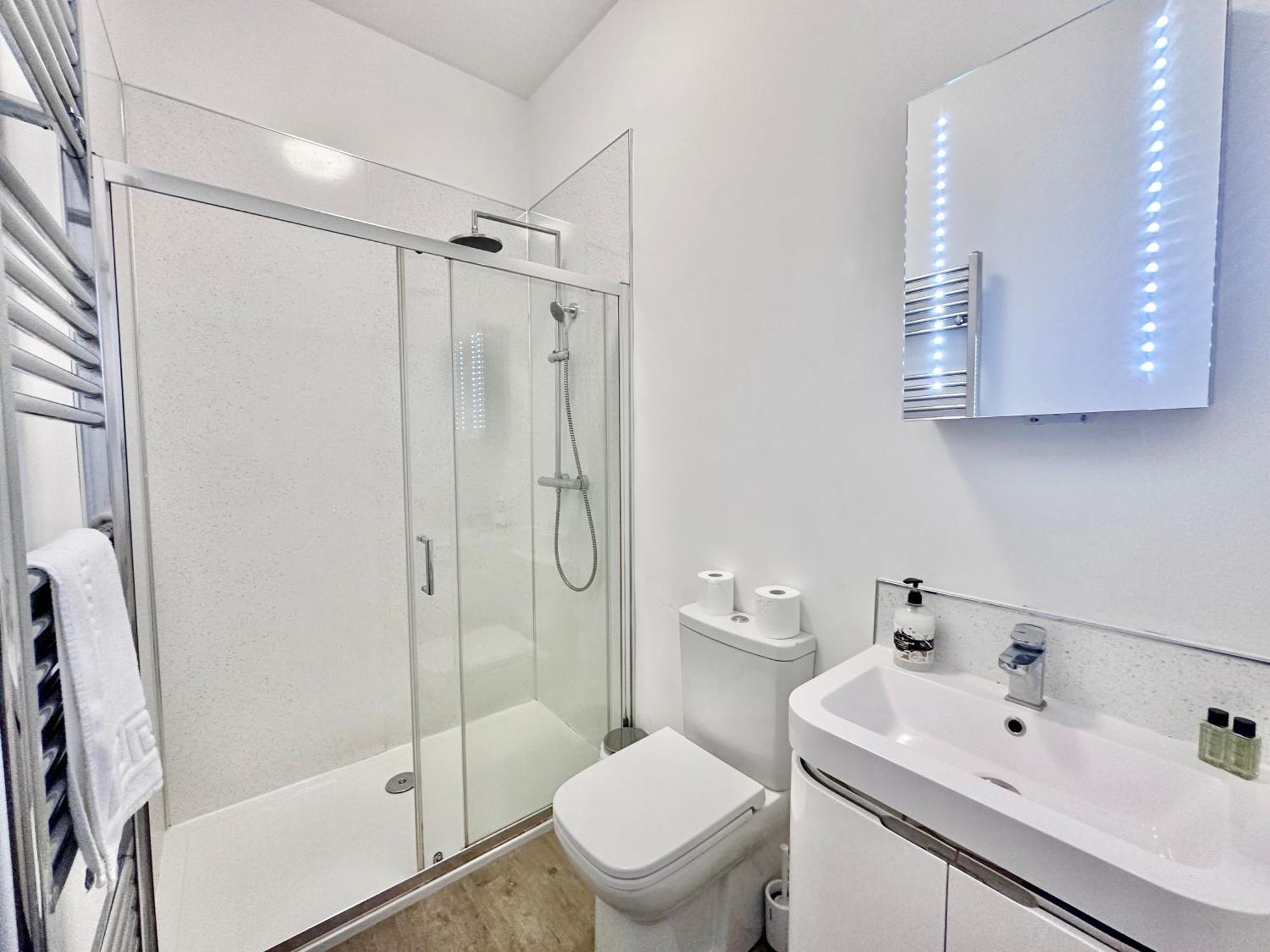 Clifford'S Reach At Bluebridge Court With Free Parking Lägenhet York Exteriör bild